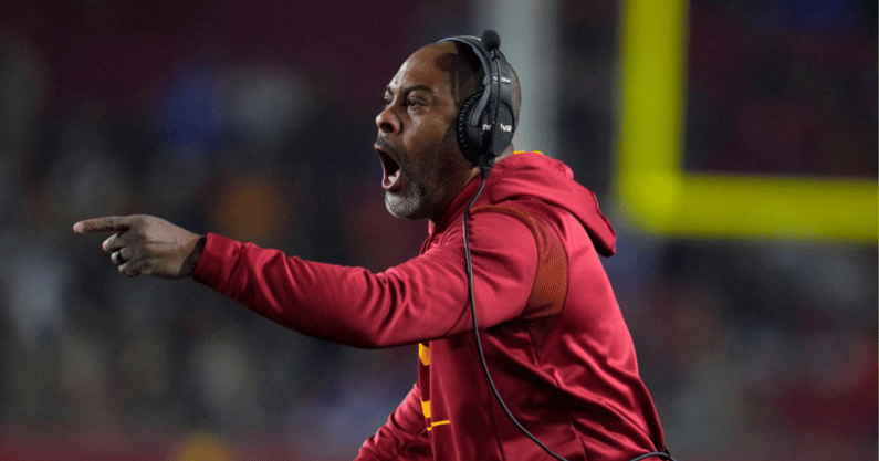 Report-Former-USC-Trojans-assistant-coach-expected-take-AAC-job-running-back-coach-Mike-Jinks-Houston-Cougars