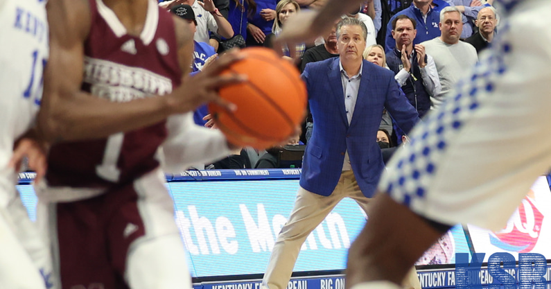 kentucky-is-the-underdog-at-kansas-in-the-sec-big-12-challenge