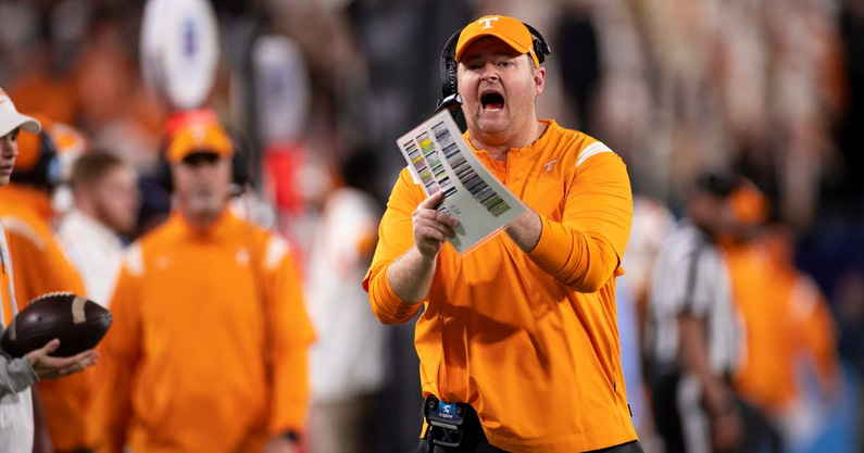 josh-heupel-running-back-assessment-compliments-growth-tennessee-volunteers-lenneth-whitehead-justin-williams