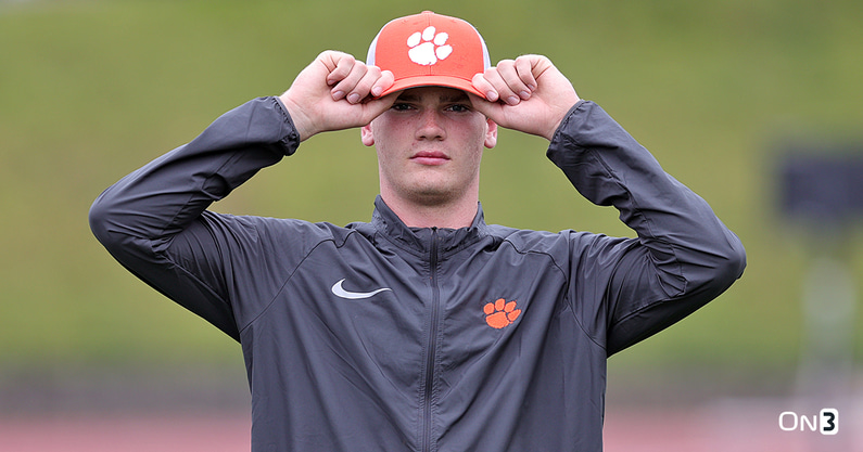 christopher-vizzina-nil-clemson