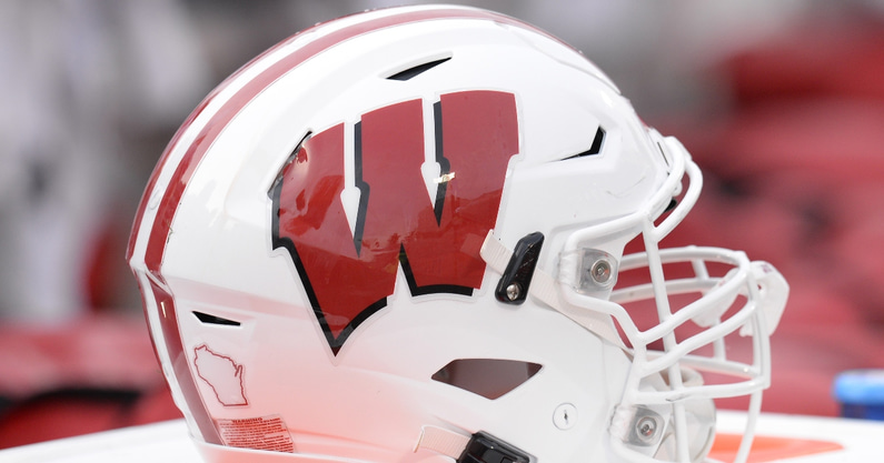 wisconsin-linebacker-coach-bill-sheridan-forced-to-resign-following-ncaa-investigation