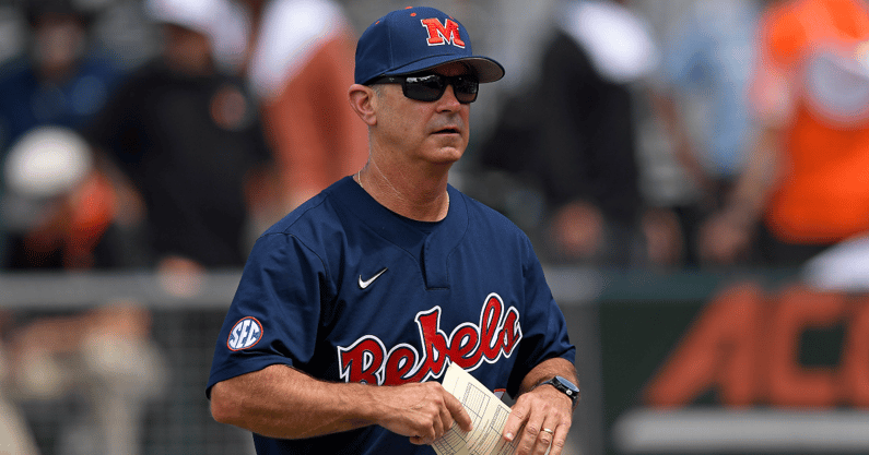 juice-kiffin-responds-after-ole-miss-baseball-coach-mike-bianco-tweets-photo-his-dog-college-world-s