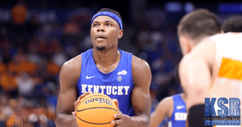 kentucky-down-one-spot-espn-preseason-top-25-rankings