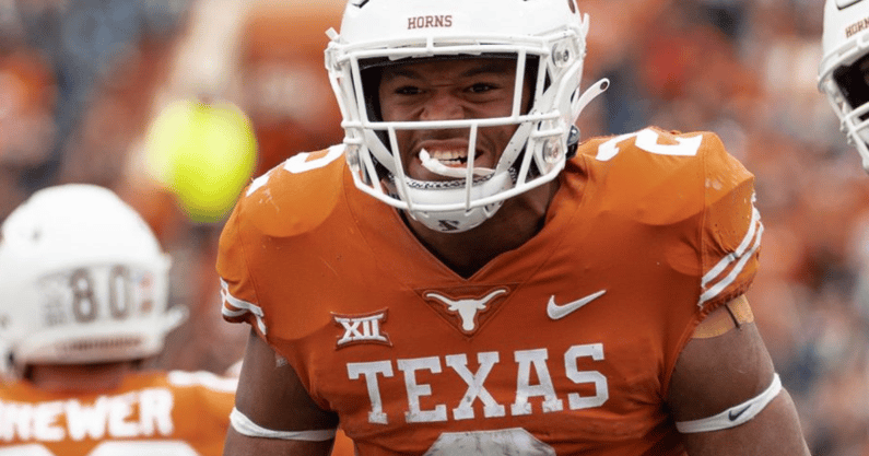 texas-rb-roschon-johnson-named-to-hornung