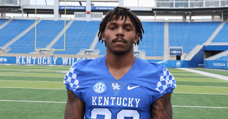 kentucky-football-countdown-lavell-wright-prepares-breakout-year