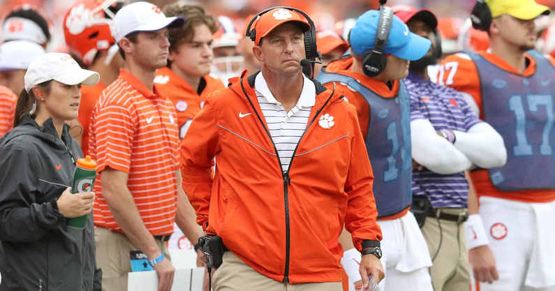 clemson-head-coach-dabo-swinney-assesses-performance-and-growing-confidence-in-dj-uiagalelei