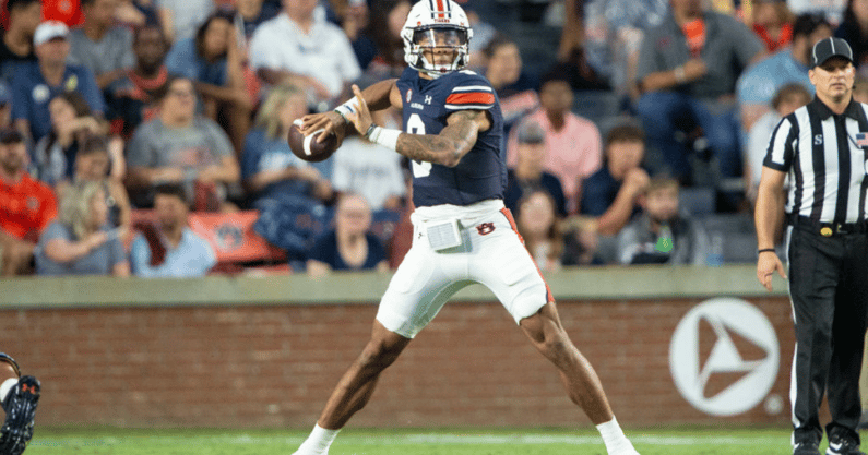 Former Oregon quarterback Robby Ashford will start for Auburn in Week 4