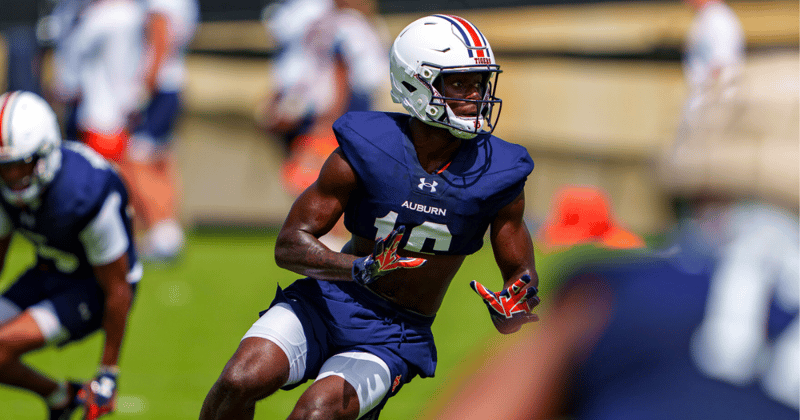Malcolm Simmons (Photo by Matt Rudolph/Auburn Live)