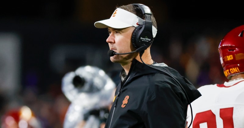 Lincoln Riley, USC (6)