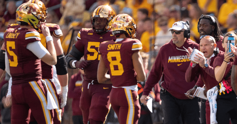 Minnesota - gophers-game-balls-michigan - hookly