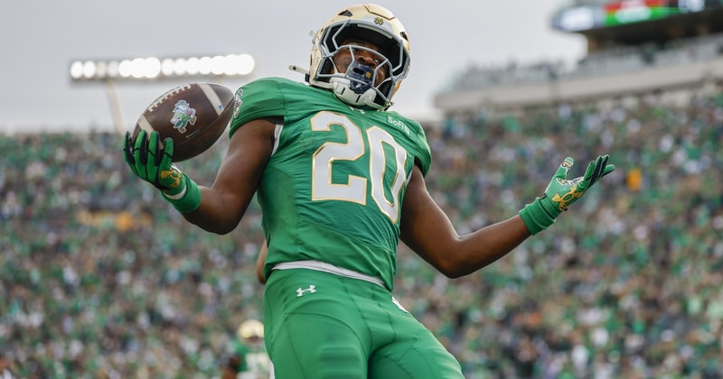 Notre Dame's Jonaz Walton breaks freshman rushing record