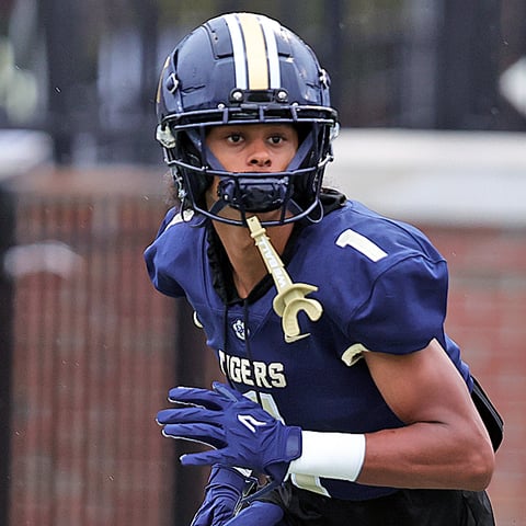 auburn-Devin-Carter