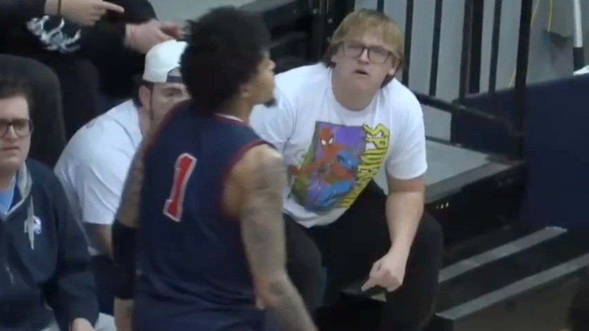stony-brook-guard-erik-pratt-ejected-for-spitting-on-monmouth-fan