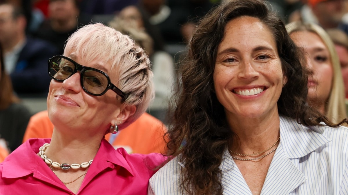 Rapinoe, Bird