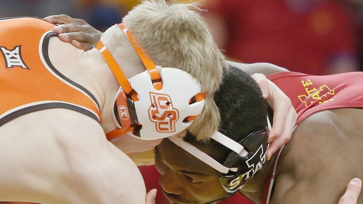 2023-01-30T003122Z_546999766_MT1USATODAY19886298_RTRMADP_3_IOWA-STATE-CYCLONES-PANIRO-JOHNSON-AND-OKLAHOMA-STATE (1)