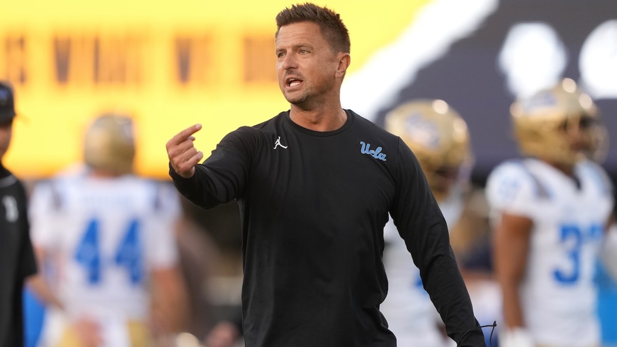 NCAA Football: UCLA at California