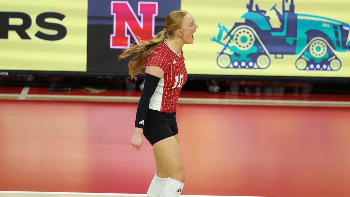 Nebraska volleyball Olivia Mauch (13)