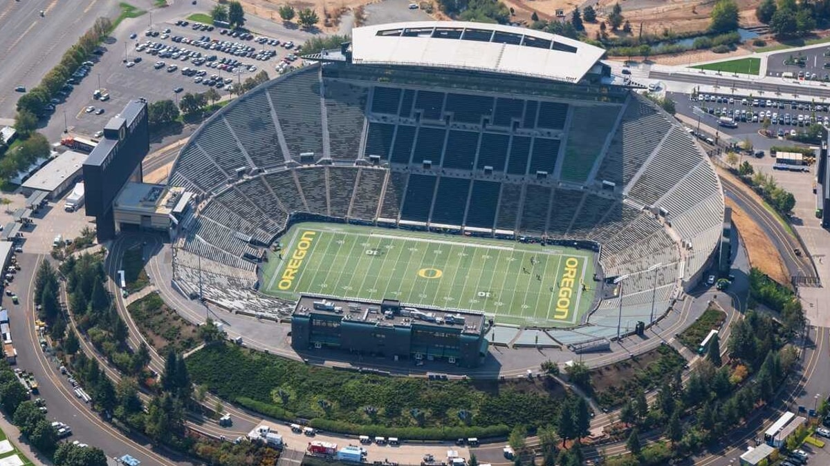 Autzen.jpg