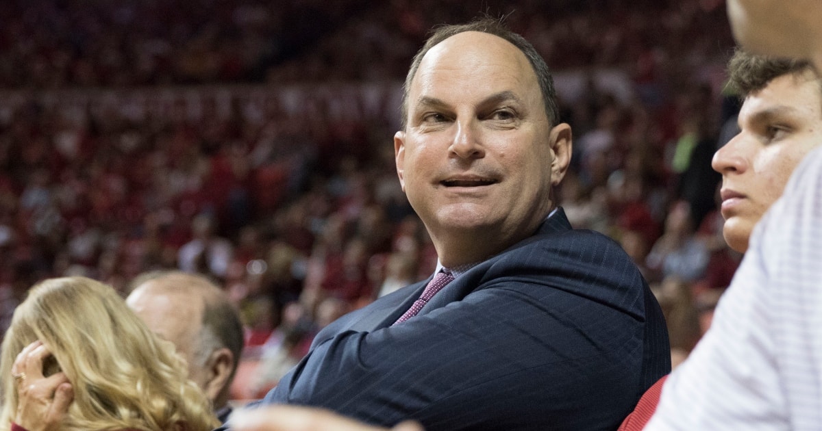 oklahoma-sooners-athletic-director-joe-castiglione-comments-sec-announcement-timing-texas-longhorns-conference-realignment