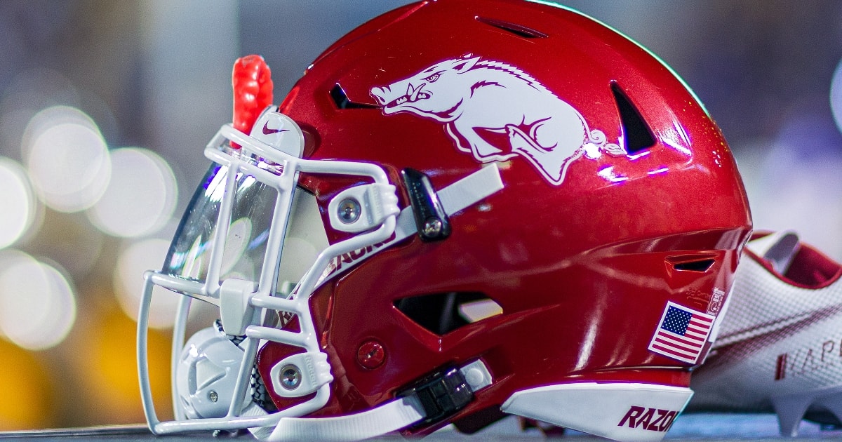 former-arkansas-offensive-lineman-marcus-henderson-commits-to-memphis