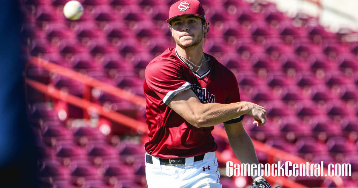 LOOK: South Carolina unveils garnet throwback uniforms - On3