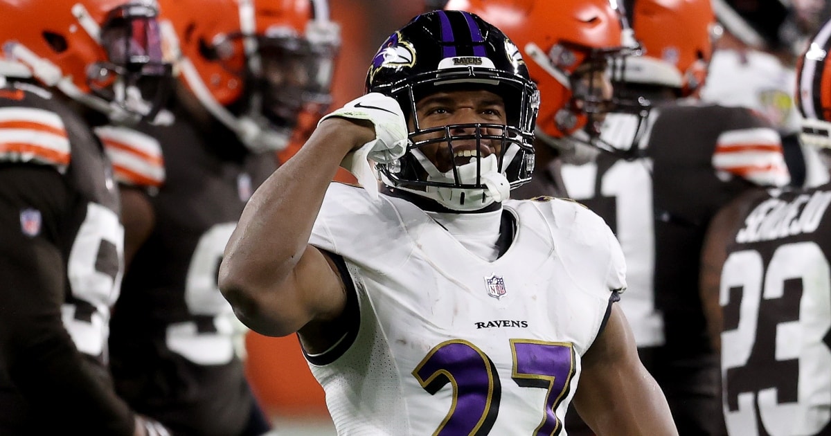 JK Dobbins could be conducting 'hold in' with Ravens