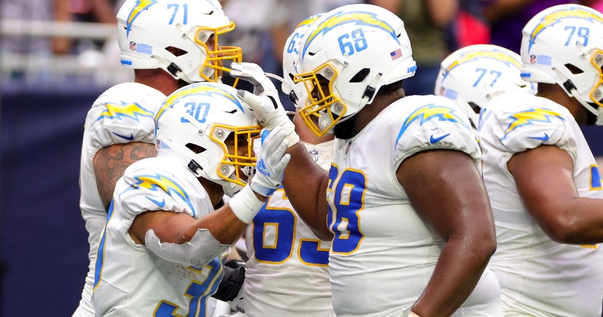 2022 NFL draft: Chargers pick OL Jamaree Salyer with No. 195