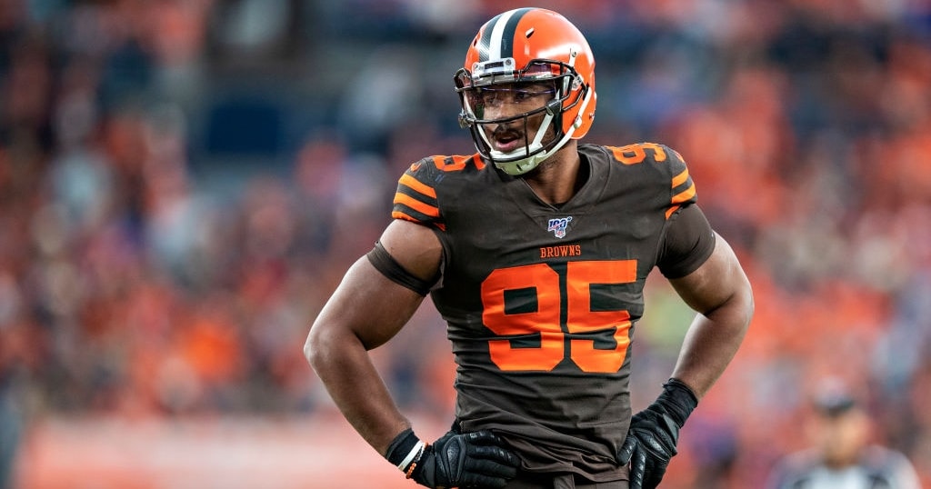 WATCH: Myles Garrett shows off at Summer League during Cleveland Cavaliers  warmups - On3