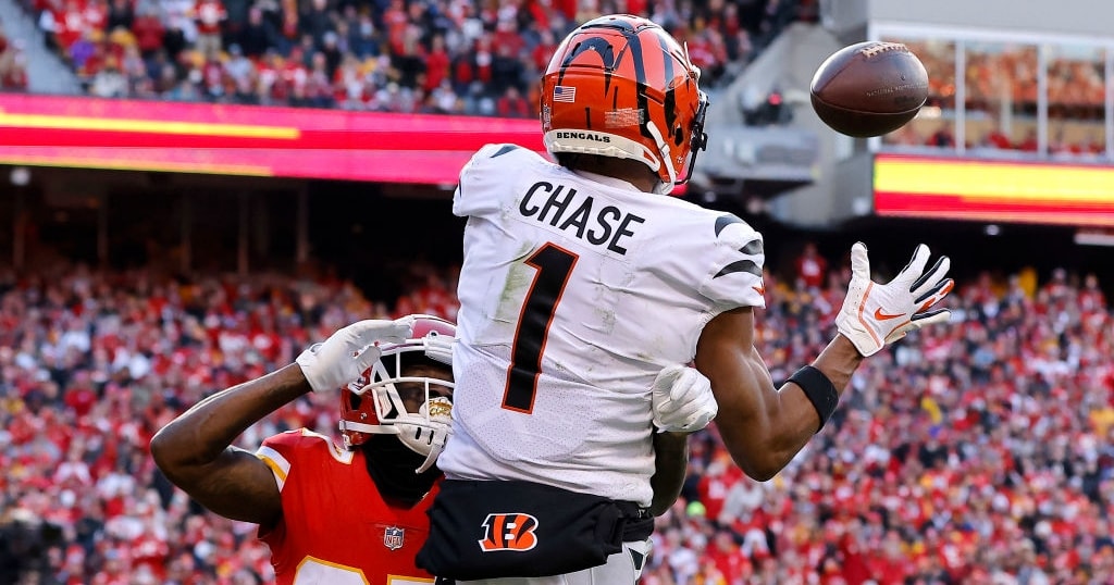 LOOK: Joe Burrow pays homage to LSU teammate Ja'Marr Chase with pre-game  wardrobe ahead of Bengals vs Saints - On3