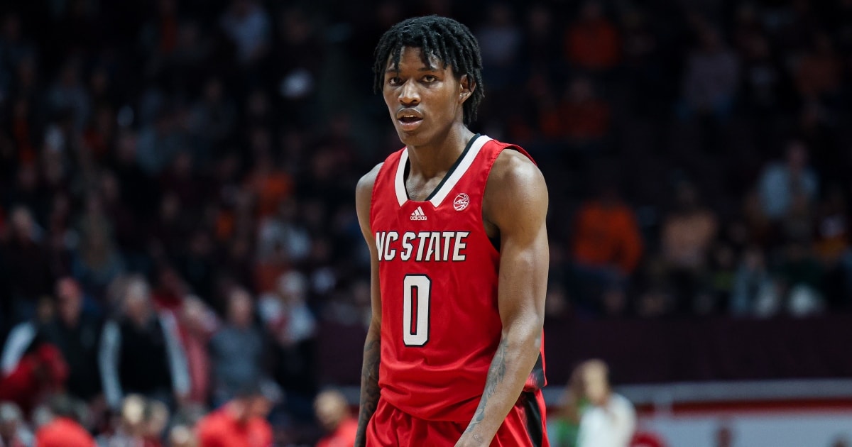 n-c-state-guard-terquavion-smith-seriously-injured-after-nasty-fall-against-north-carolina-in-second-half