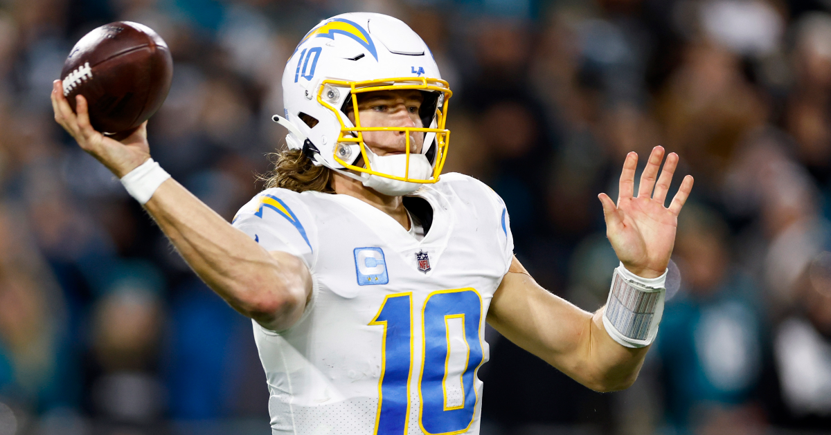 Chargers QB Justin Herbert says new contract allows him 'to play fearless'