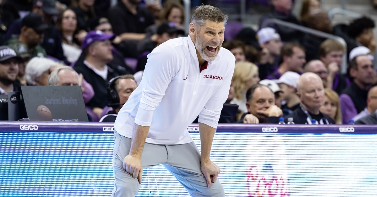 oklahoma-head-coach-porter-moser-shares-inital-thoughts-ahead-of-kansas-state-game