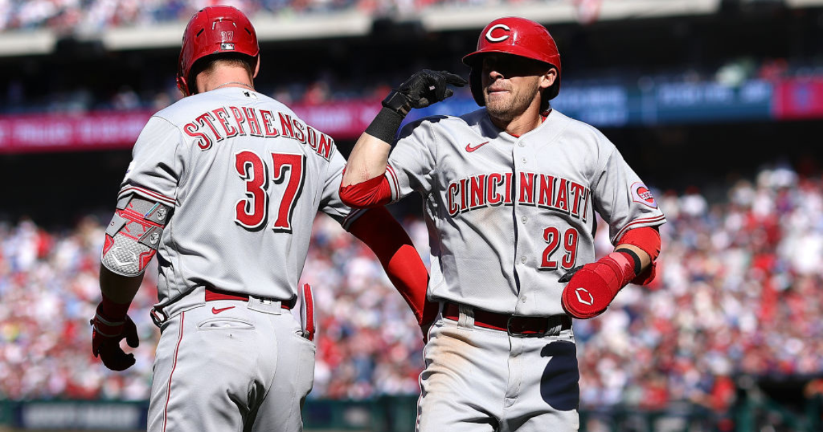 ksreds-cincinnati-reds-avoid-sweep-come-from-behind-win