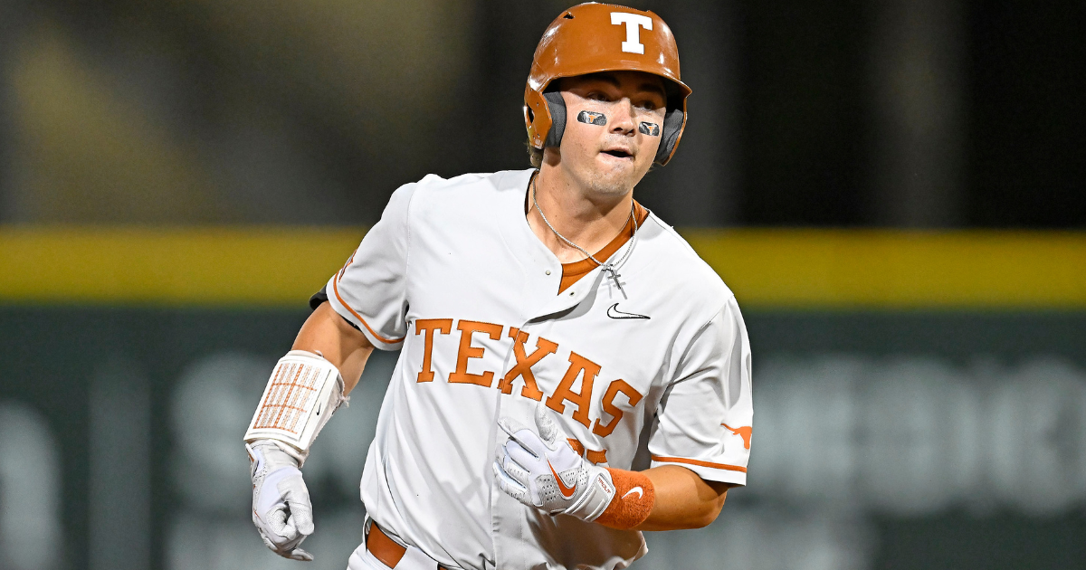 Texas Baseball on X: Head on a swivel 😏 @dylancamp25