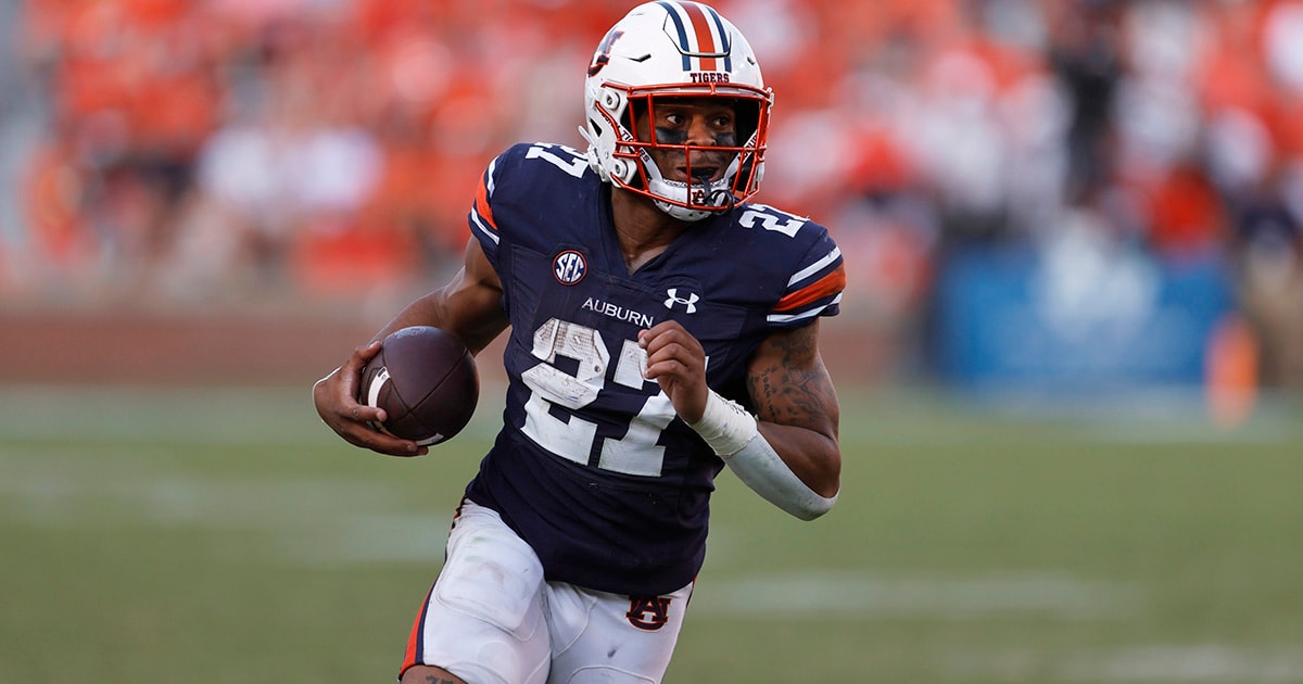 Athlon, Lindy's differ slightly on Auburn football predictions