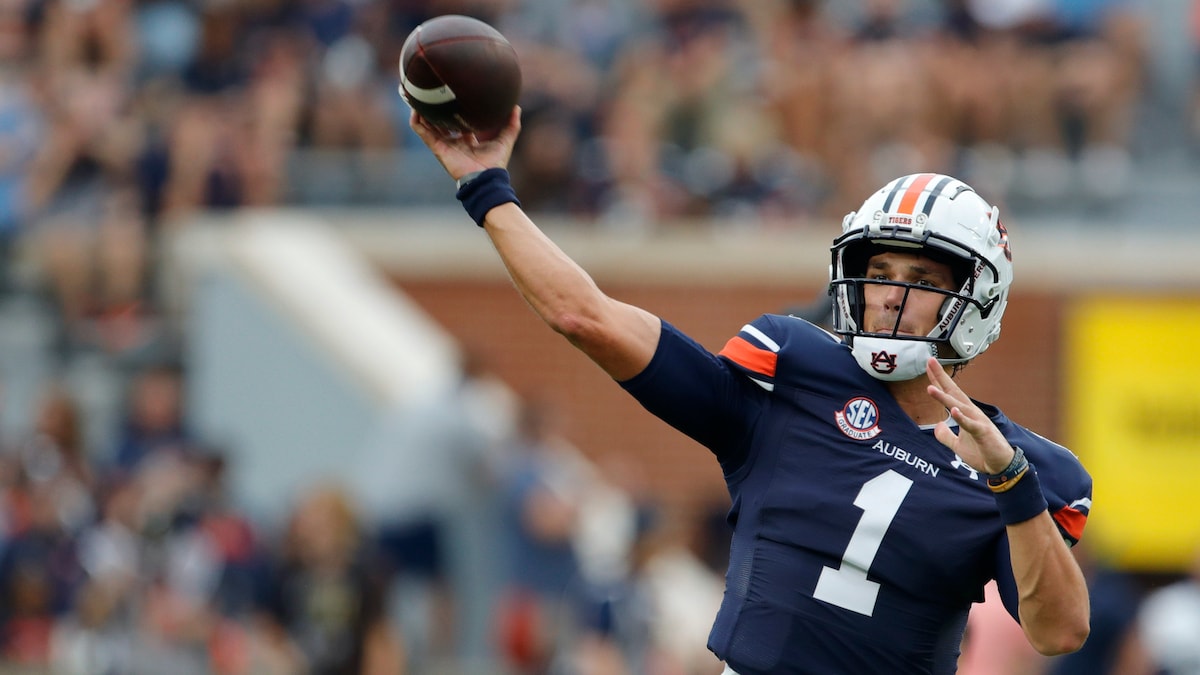 NCAA Football: Samford at Auburn