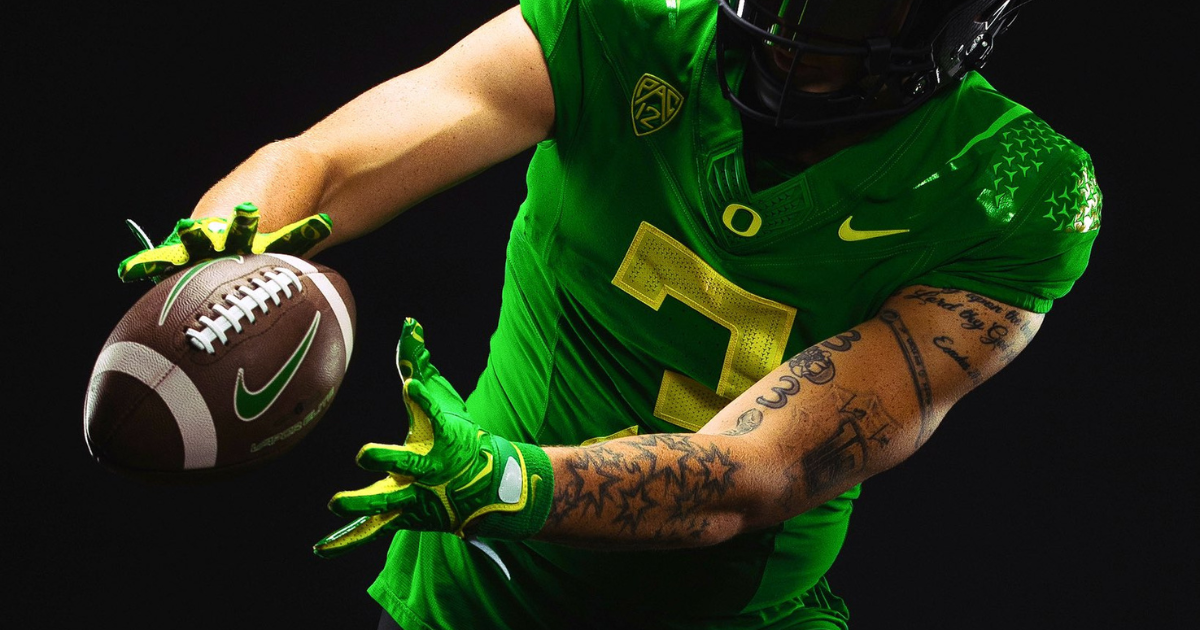 oregon-reveals-uniforms-for-week-4-showdown-with-colorado