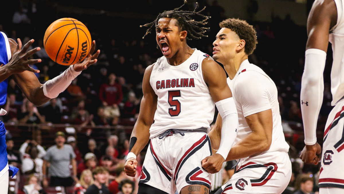 south-carolina-shoots-its-way-to-a-strong-opening-night-win