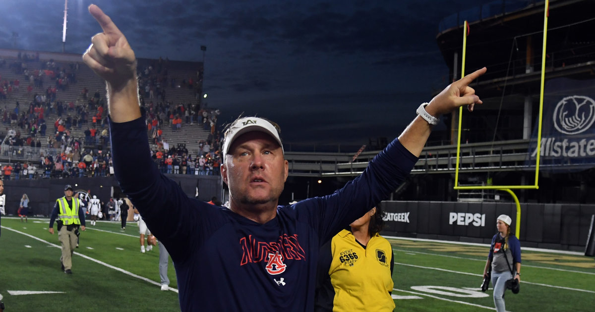 hugh-freeze-says-auburn-is-finding-out-who-we-are-reacts-to-getting-bowl-eligible