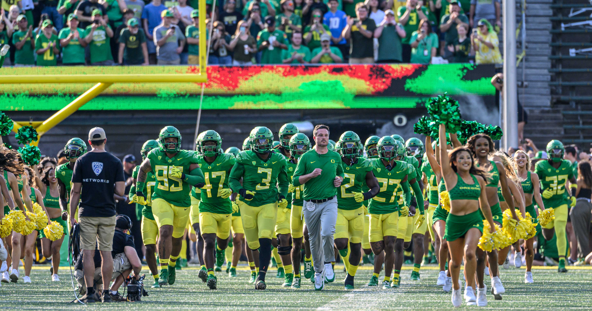 oregon-injury-report-ahead-of-rivalry-showdown-with-oregon-stae
