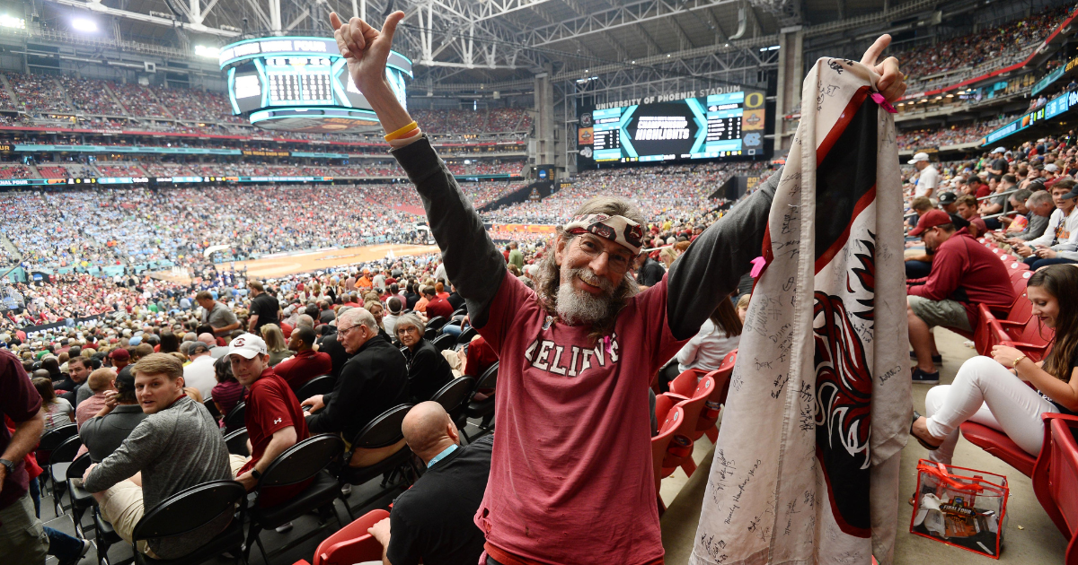 rip-gamecock-jesus-south-carolina-superfan-carlton-thompson
