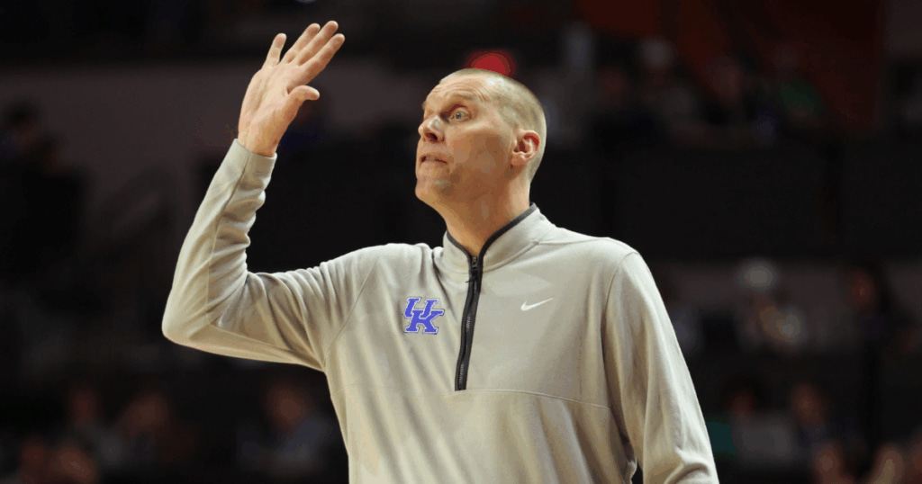 Kentucky falls back out of the AP Top 25 after Florida loss