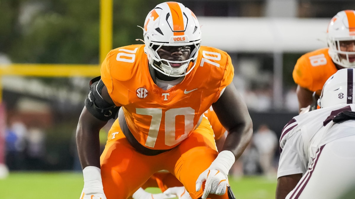 David Sanders Jr. returns to Tennessee football vs Alabama after injury