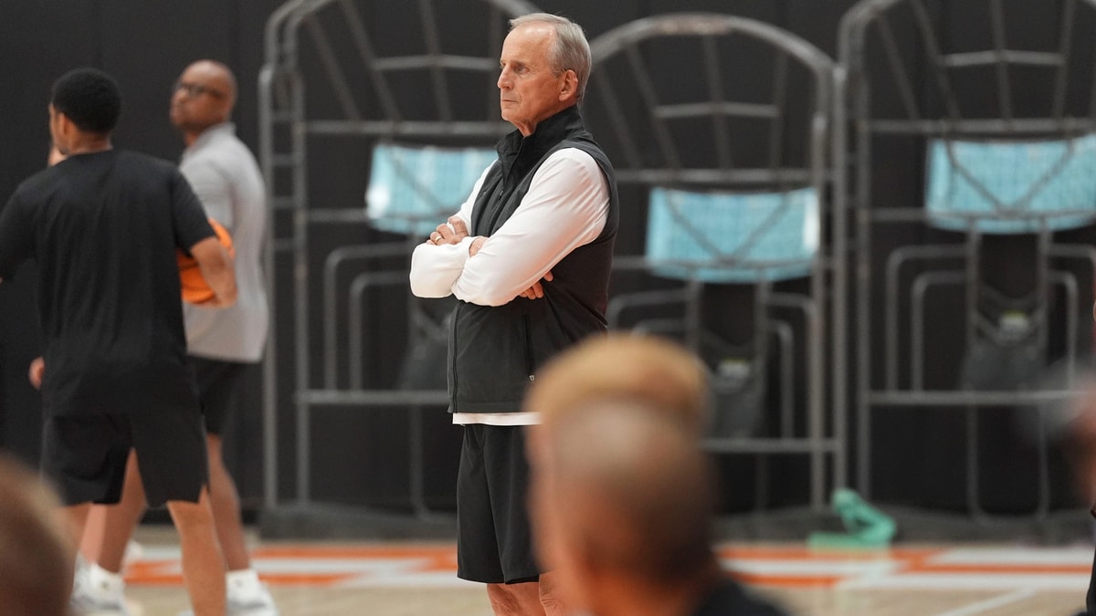 What Rick Barnes said before Tennessee basketball's first preseason practice