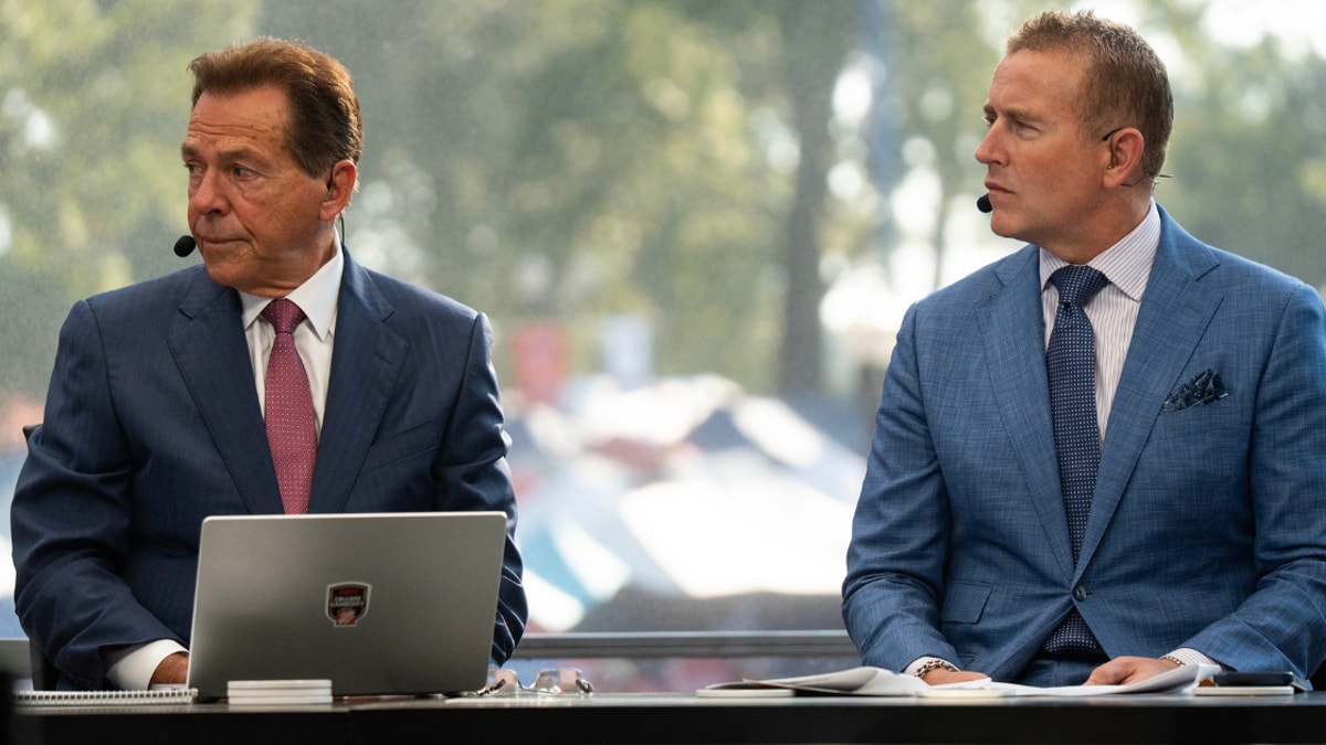 College GameDay crew makes picks for South Carolina-Mississippi State
