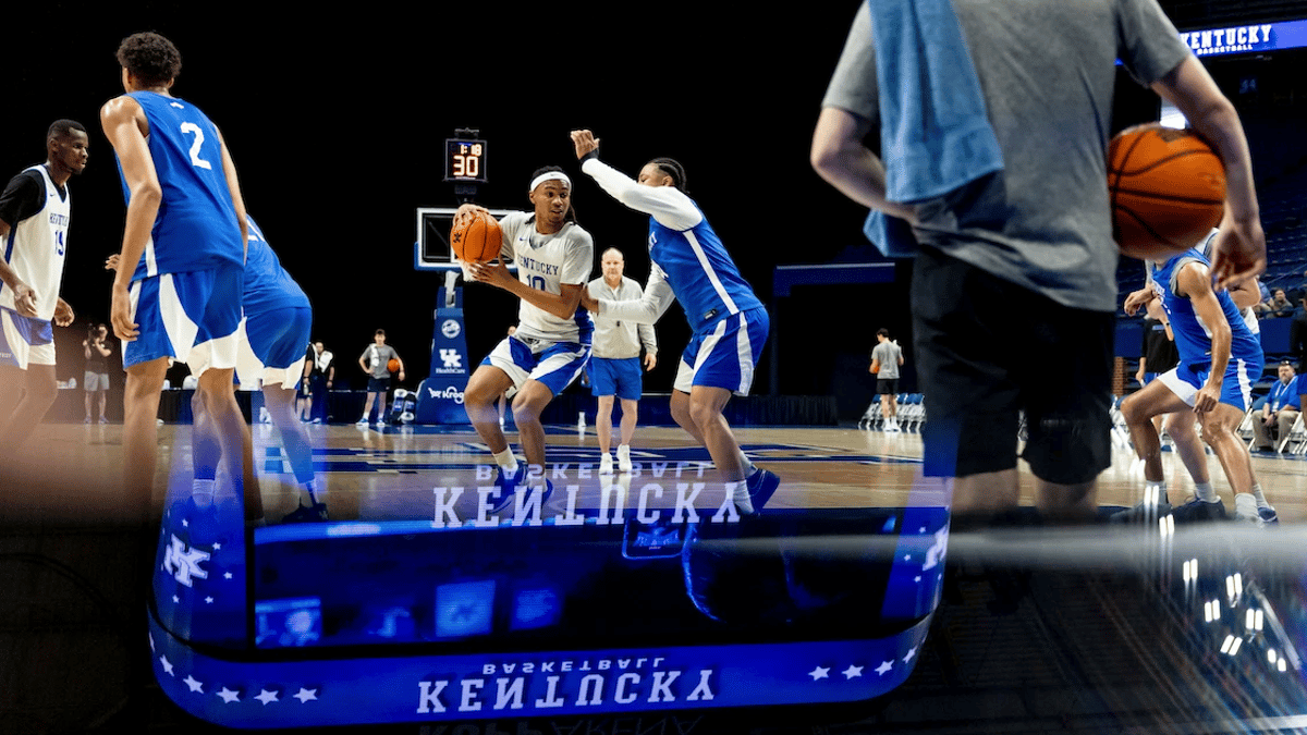 Insider notes from Kentucky's first official day of basketball practice