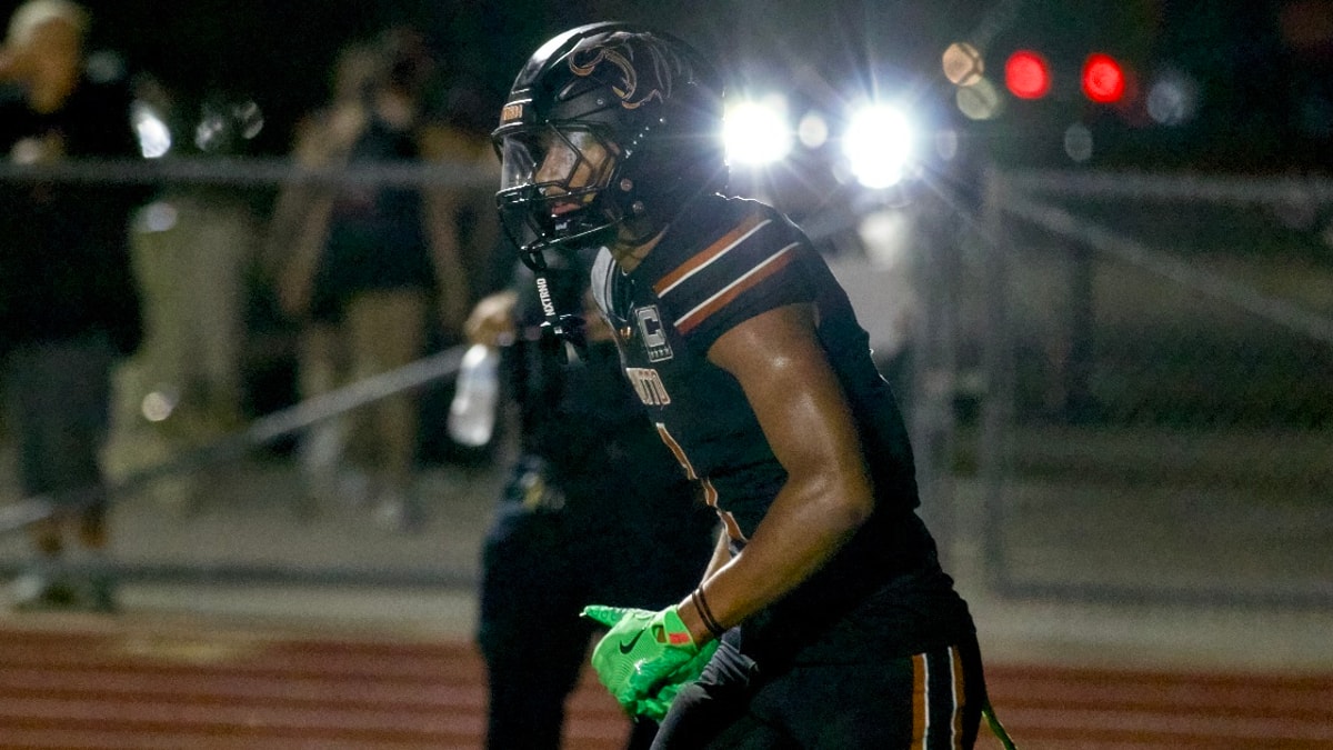 Sooners Commit Makes History on Friday