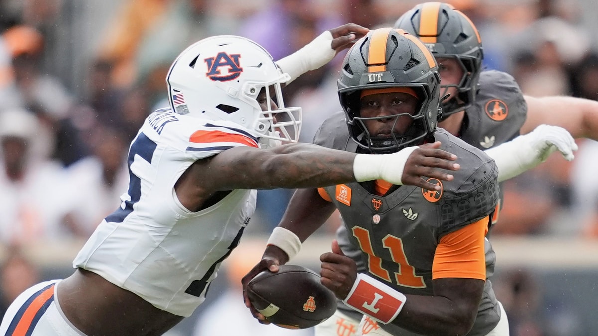 Tennessee updates status of QB Faizon Brandon on SEC Availability Report