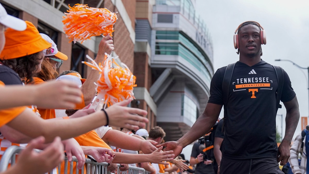 Availability Report: Tennessee updates Faizon Brandon's status vs. Alabama