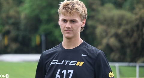 Quarterback Webber Marx